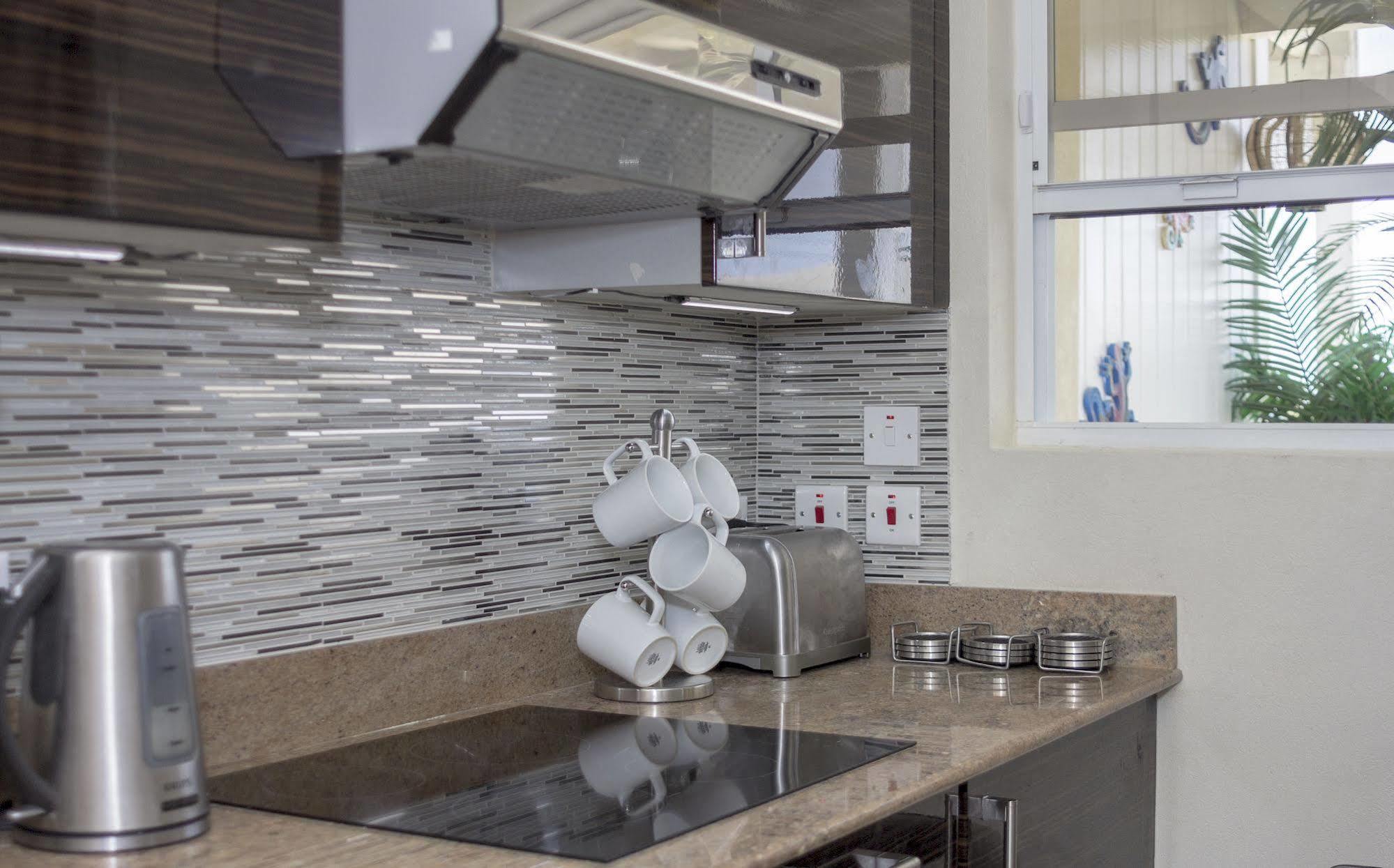 Lantana Barbados Condos سانت جيمس المظهر الخارجي الصورة